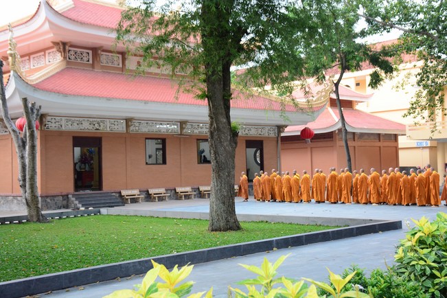 Pratimoksa commandment rite